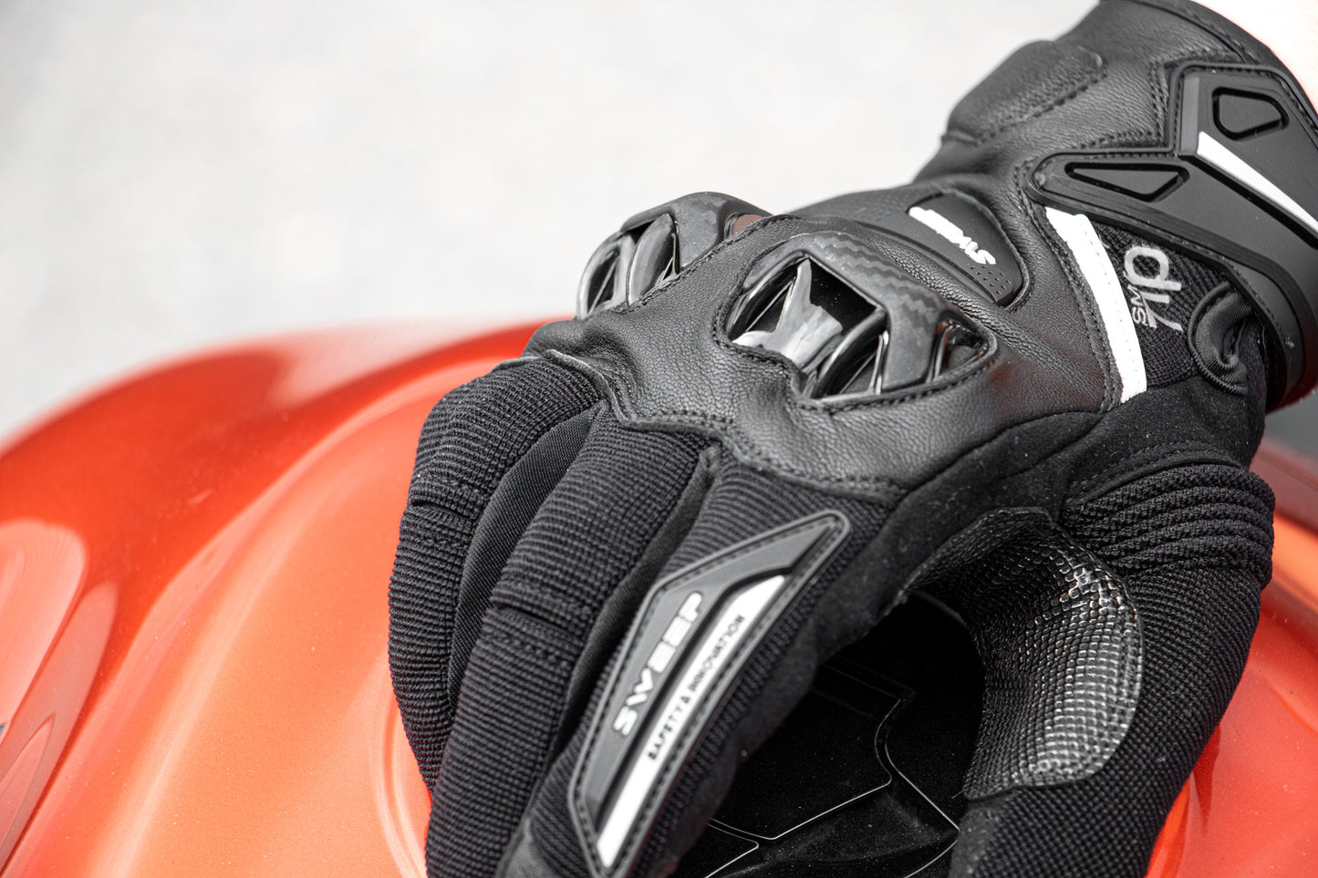 Sweep Hammer ajokäsine, musta