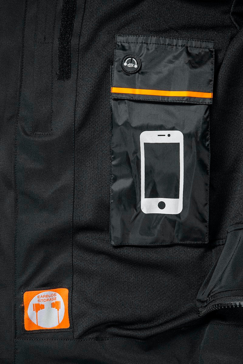 Sweep Pro Land laminated jacket, black