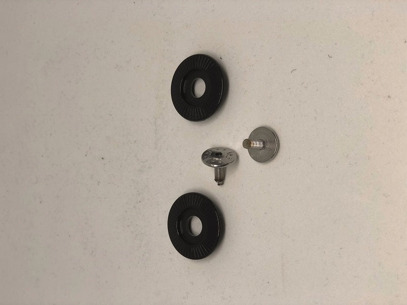 Airoh Commander visor screws